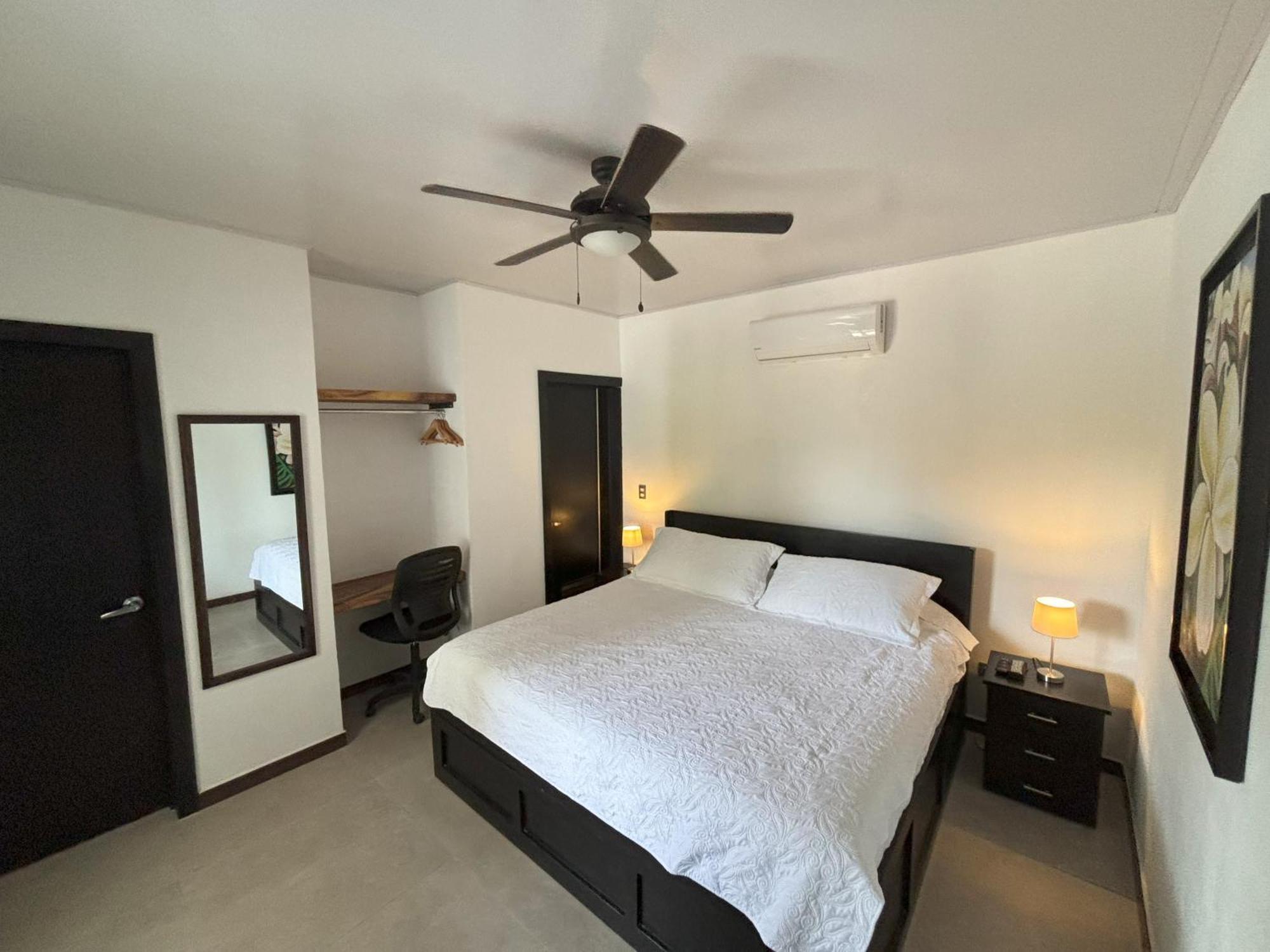 Amazilia Guesthouse 利比里亚 外观 照片